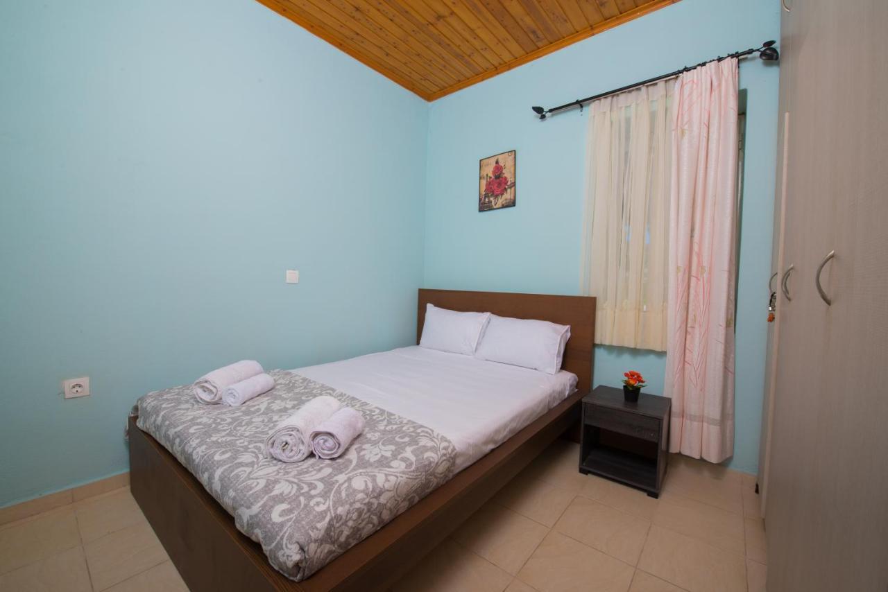 Basil & Guest House Lazarata Exterior photo