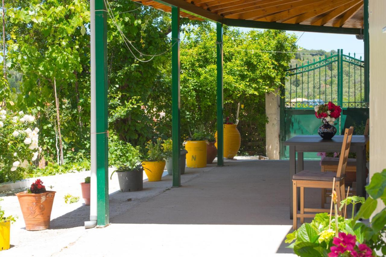 Basil & Guest House Lazarata Exterior photo