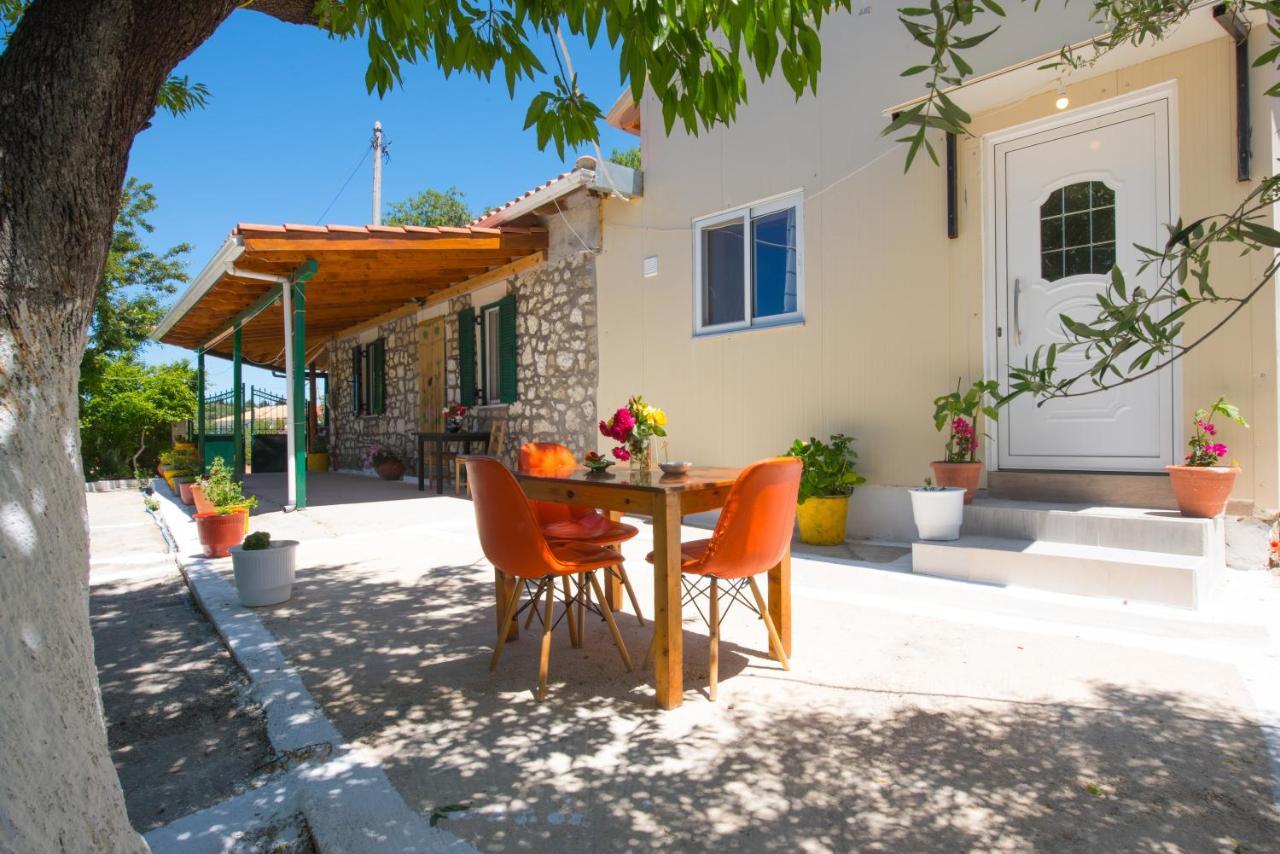 Basil & Guest House Lazarata Exterior photo